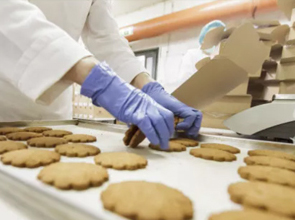 Selezione e requisiti dei cappelli da lavoro per le aziende alimentari