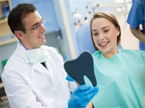A cosa servono i bavaglini dentali?